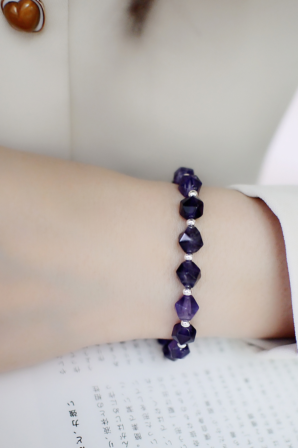 、力強 、液体相性 簡素深、 形駆出 奇抜作