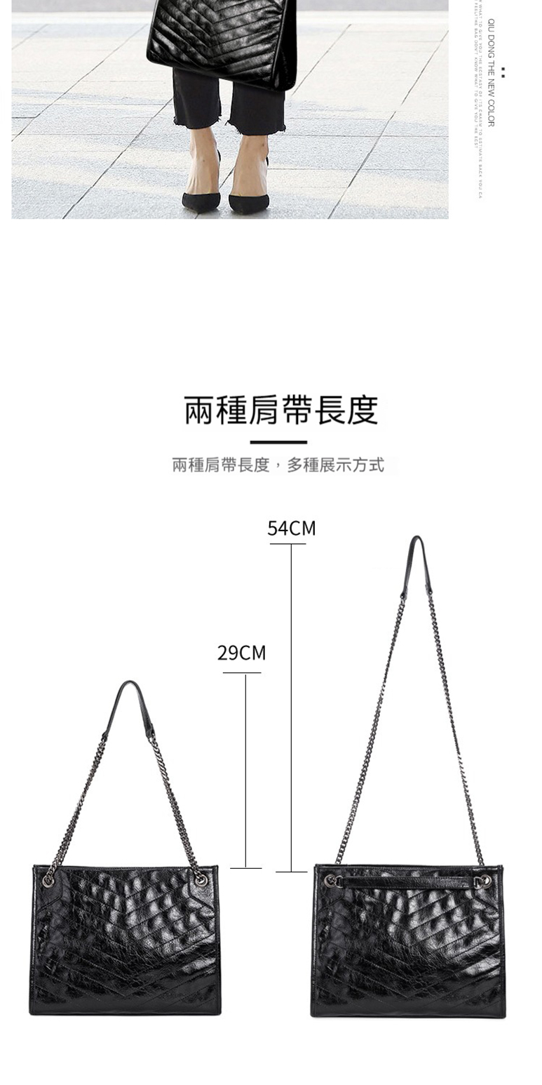 兩種肩帶長度 兩種肩帶長度,多種展示方式 