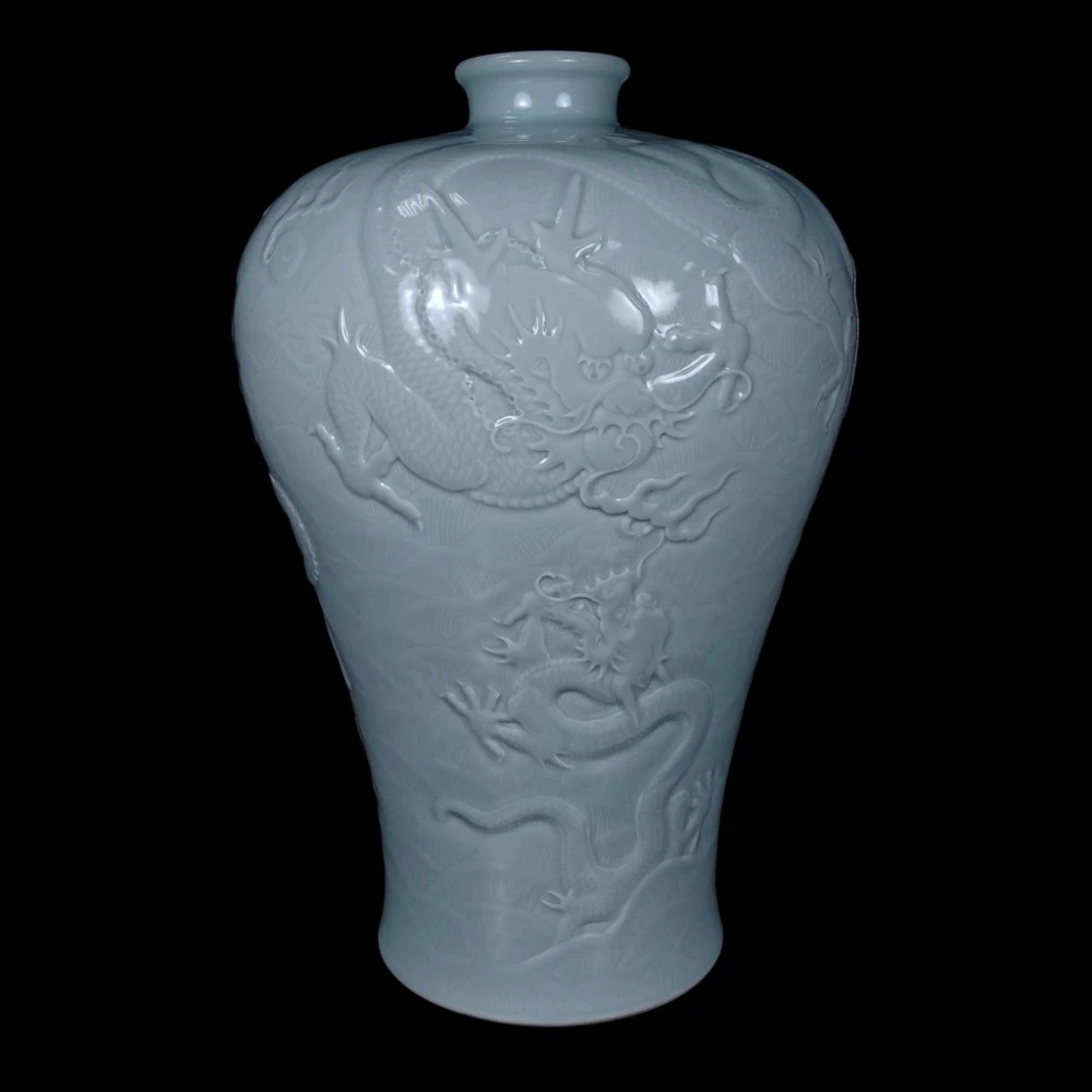 博古珍藏》清乾隆郎世寧琺瑯彩老虎圖梅瓶一對早期收藏花瓶瓷器附