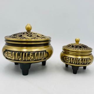 【特級】 香炉 塗金銅 金象嵌 三足 六角 五面 造 古銅 古玩 香道具 在銘 特級】 香炉 塗金銅 金象嵌 三足 六角 五面 造 古銅 古玩 香道具