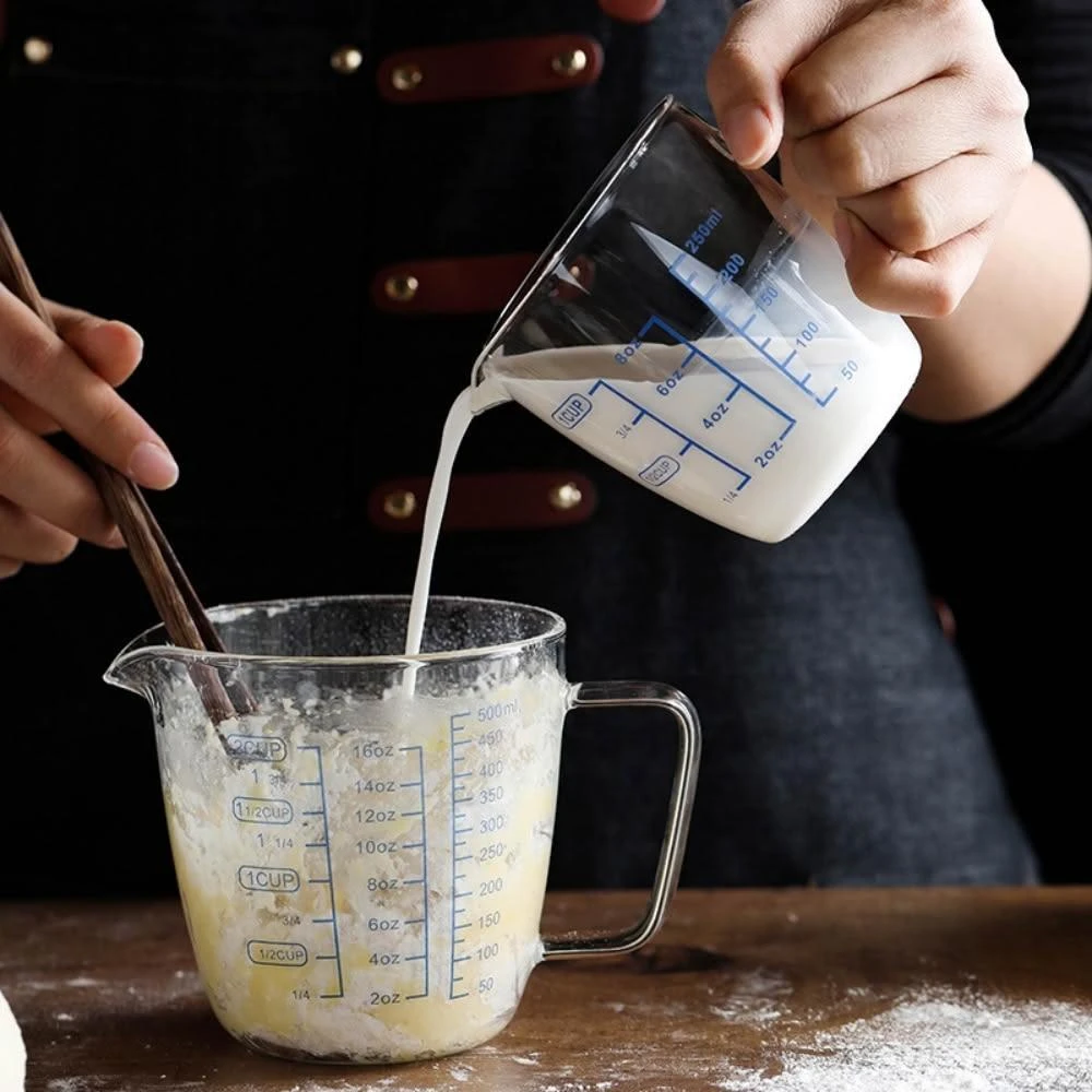 500ml  刻度量杯｜帶蓋子 透明量杯 刻度量杯 多用途量杯 水杯 自帶刻度 家用玻璃量杯 刻度量杯 料理用量杯
