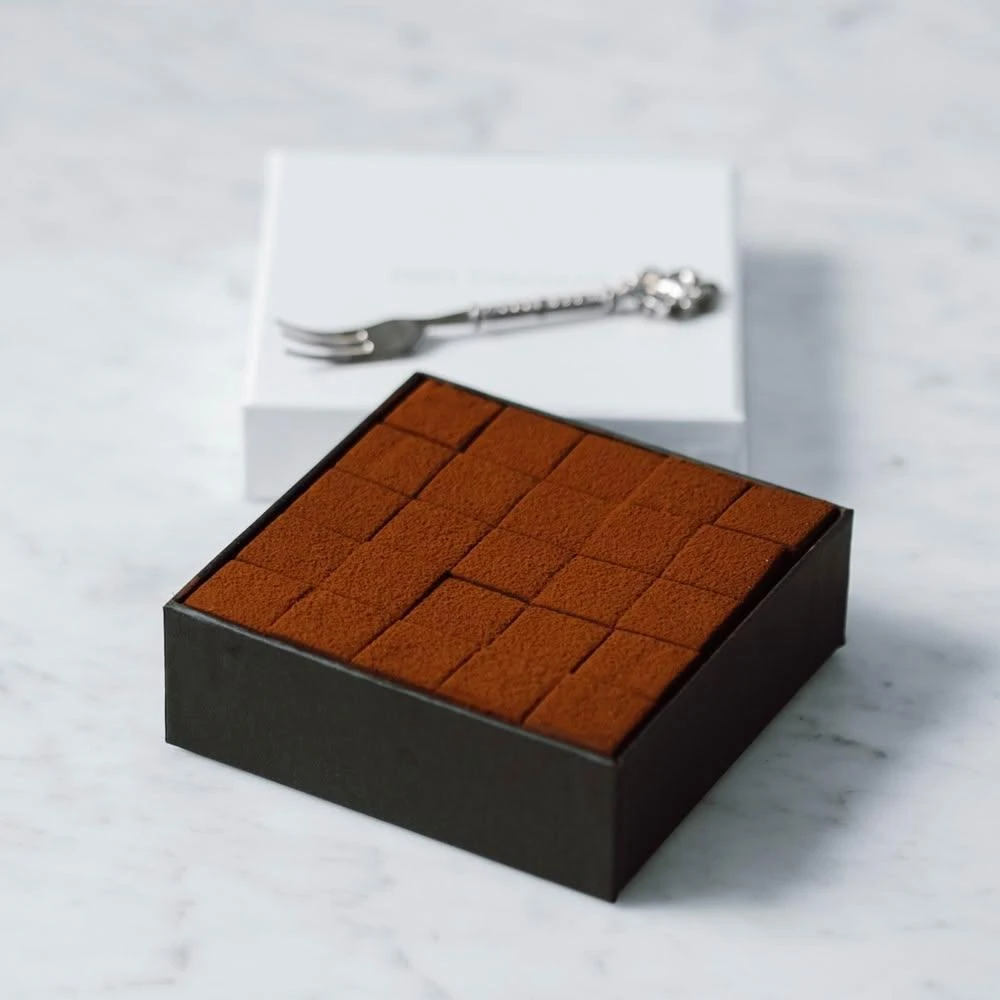 【Joyce Chocolate】經典73%生巧克力禮盒(25顆/盒)