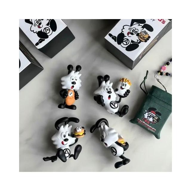 Mcdonalds x Verdy Vick Collectors Set 珍藏版套裝玩具
