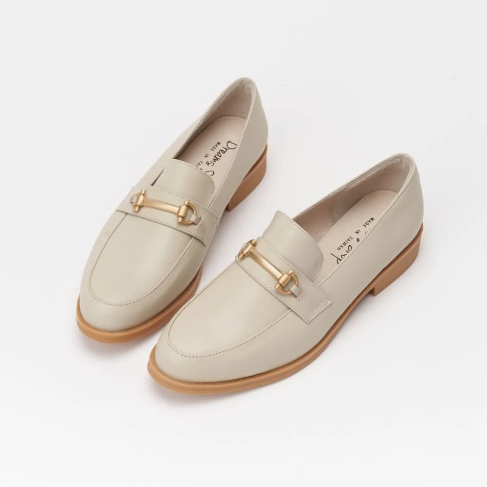 【DREAMS SHOP】面試上班_MIT真皮馬銜釦平底樂福鞋 米色 大尺碼女鞋37-45