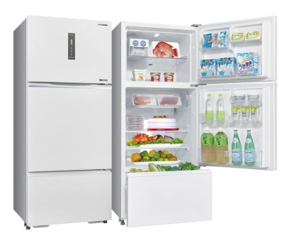 SANLUX臺灣三洋 SR-V480C 雙門變頻冰箱，容量475公升，適閤中型家庭使用。白色系設計，尺寸726 x 754 x 1750 mm，重量82 kg，臺灣製造。採用變頻馬達，電壓110V/60Hz，耗電量僅288度，能源效率第1級並有節能標章，使用R600a環保冷媒。右開門設計，全機保固1年、壓縮機保固2年，含基本安裝服務，BSMI許可字號R31005。高效省電，保鮮效果優異，是理想的家用冰箱選擇。