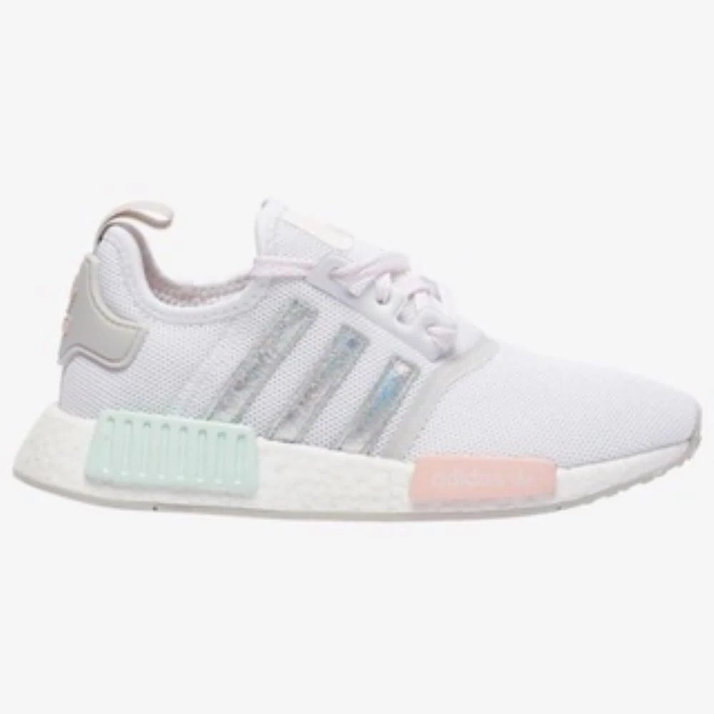 【adidas 愛迪達】Adidas Original NMD R1(粉綠白 櫻花 玫瑰 歐美 女鞋 EG6869)