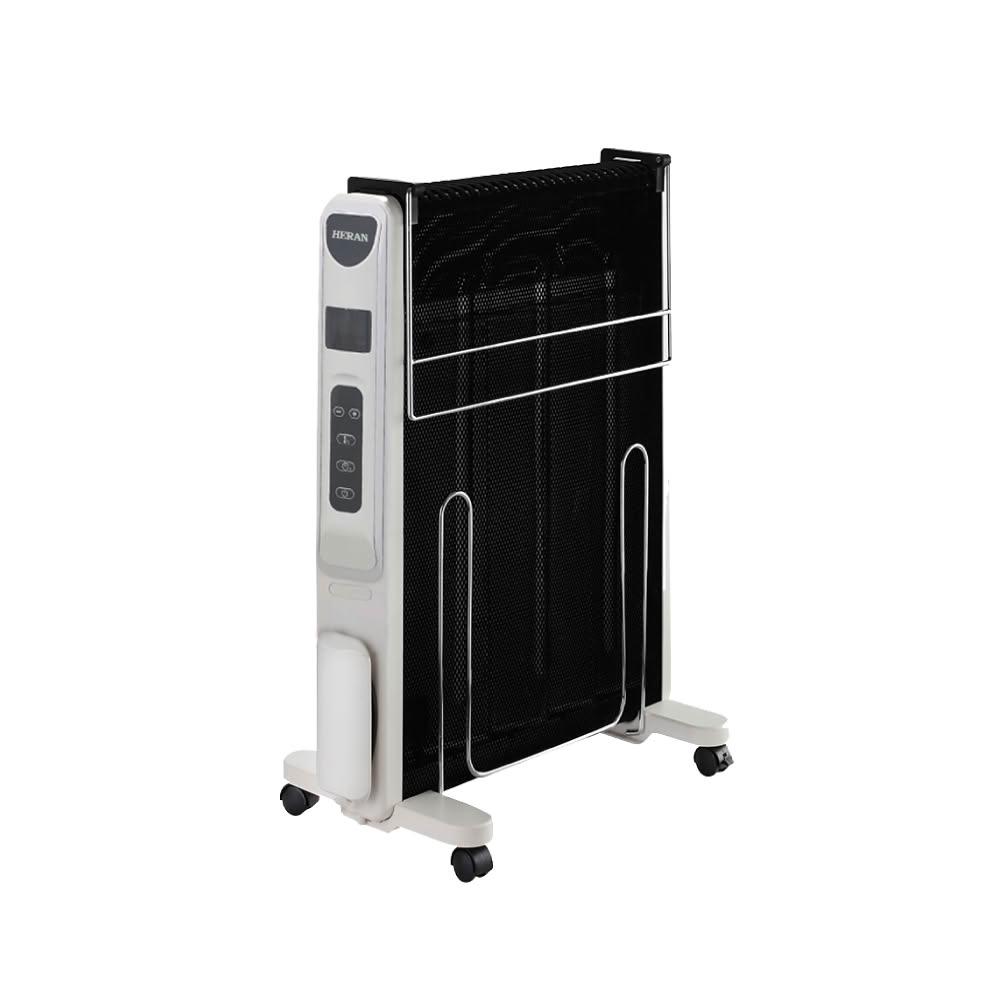 HERAN禾聯 HMH-12R05 遠紅外線電暖器，具備表面防燙植絨設計與即熱效能，適合浴室與臥房使用。IP24防潑水設計，遠紅外線加熱無光不耗氧，保持室內濕度不乾燥。內建過熱斷電與防傾倒斷電雙重安全保護，搭配大螢幕電子顯示，輸入電壓AC110V/60Hz，功率1200W，機體重量約3.9kg，尺寸W290 x H640 x D445 mm，產地中國。高品質細節，安全高效的電暖器首選。