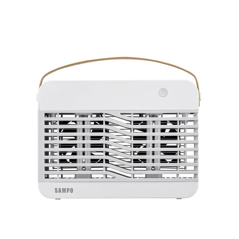 SAMPO聲寶 ML-KA17S SAMPO聲寶 ML-KA17S 雙風扇吸入電擊式捕蚊燈,採用先進雙風扇設計快速吸入蚊蟲並電擊消滅,提供高效驅蚊除蟲效果。適用於室內外使用,尺寸寬298 x 高212 x 深80 mm,產地中國,BSMI許可字號R39344。聲寶捕蚊燈讓您遠離蚊蟲困擾,安全無化學藥劑,是最佳的家庭驅蚊燈選擇。