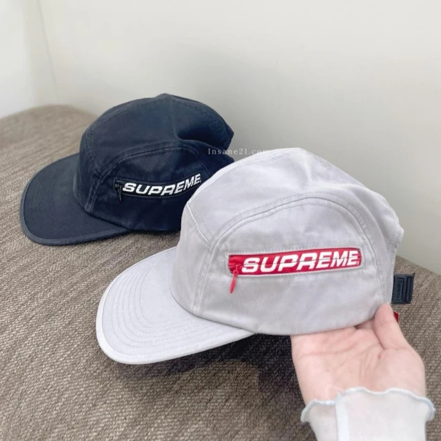 【SUPREME】SUPREME 26SS SIZE ZIP CAMP CAP 側邊 LOGO 拉鍊 老帽 側口袋 黑 淺灰